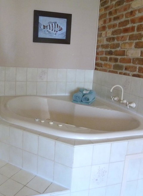 Mollymook Surfbeach Motel & Apartments - Holiday Find 23