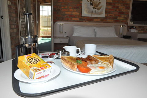 Mollymook Surfbeach Motel & Apartments - Holiday Find 2