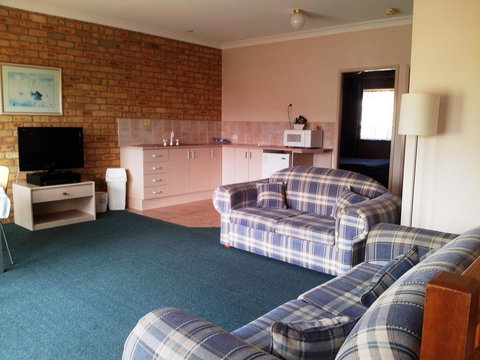 Mollymook Surfbeach Motel & Apartments - Holiday Find 40