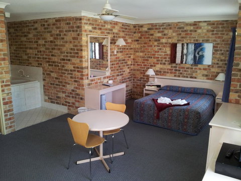 Mollymook Surfbeach Motel & Apartments - Holiday Find 5
