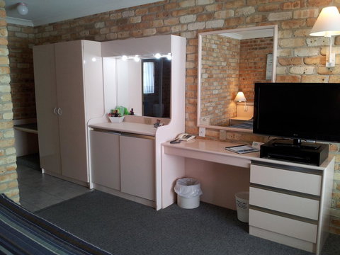 Mollymook Surfbeach Motel & Apartments - Holiday Find 19