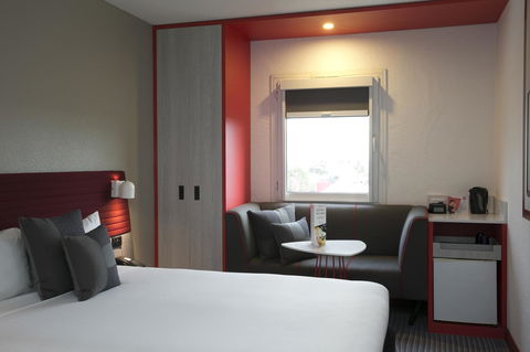 Ibis Sydney Airport - Holiday Find 10