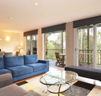 Villa De Saran located within Cypress Lakes - Holiday Find