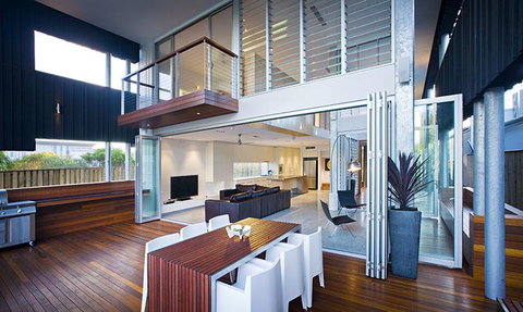 Casuarina Beachfront House - Hostie Properties - Holiday Find 21