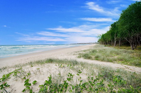 Casuarina Beachfront House - Hostie Properties - Holiday Find 2