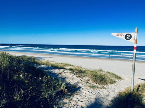Casuarina Beachfront House - Hostie Properties - Holiday Find 11