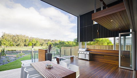 Casuarina Beachfront House - Hostie Properties - Holiday Find 26