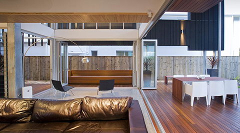 Casuarina Beachfront House - Hostie Properties - Holiday Find 20