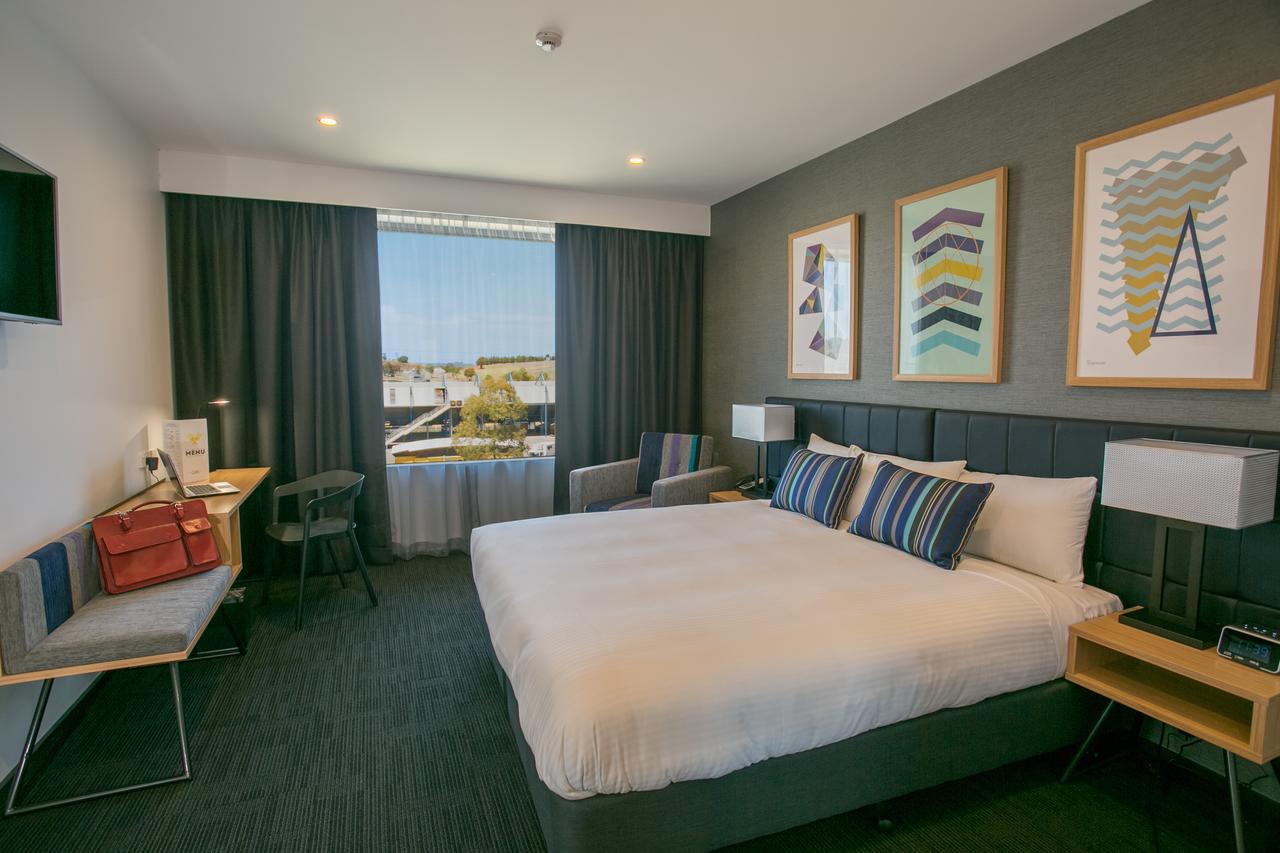 Eastern Creek NSW Holiday Find