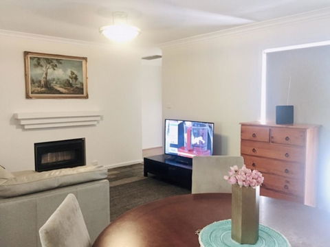 Beautiful Family Holiday House - Holiday Find 4