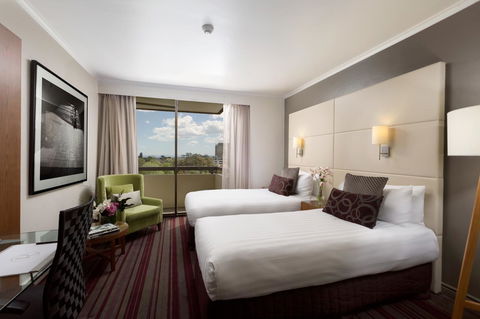 Rydges North Sydney - Holiday Find 7