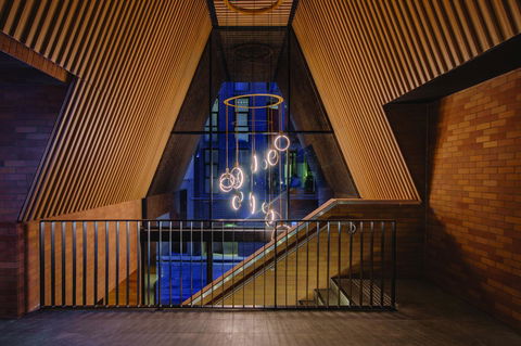 Vibe Hotel Sydney Darling Harbour - Holiday Find 24