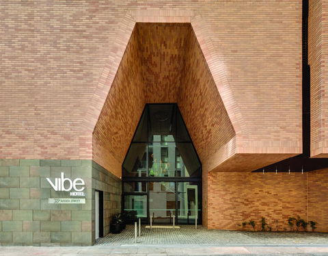 Vibe Hotel Sydney Darling Harbour - Holiday Find 4