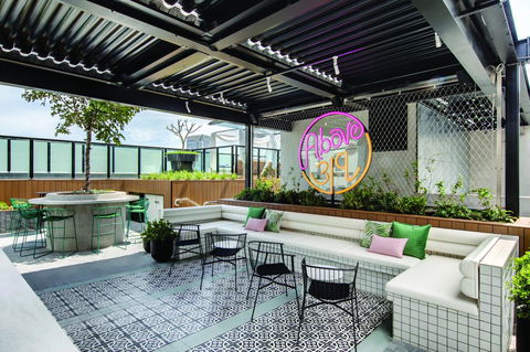 Vibe Hotel Sydney Darling Harbour - Holiday Find 8