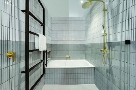 Vibe Hotel Sydney Darling Harbour - Holiday Find 26