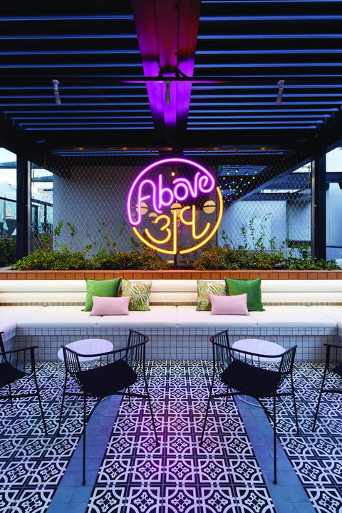 Vibe Hotel Sydney Darling Harbour - Holiday Find 5