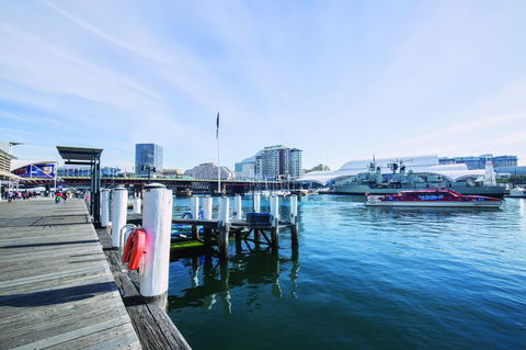 Vibe Hotel Sydney Darling Harbour - Holiday Find 11