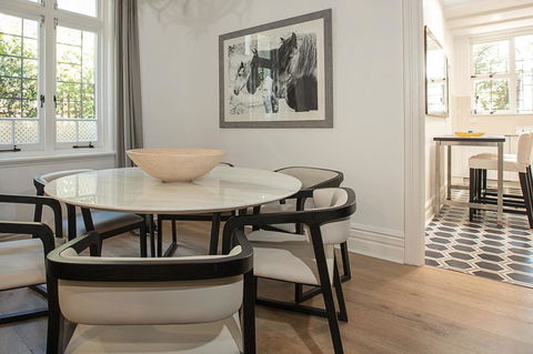 Elegant Family Home Close To Harbour And Views - Holiday Find 4