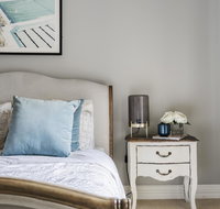 The Spa Cottage with HotTub Netflix  Stan - Holiday Find