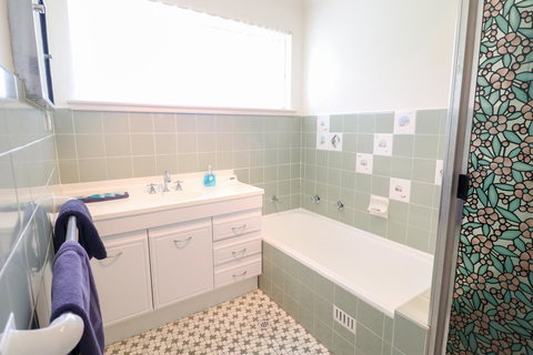 Coastal Horizons Beach House - Holiday Find 11