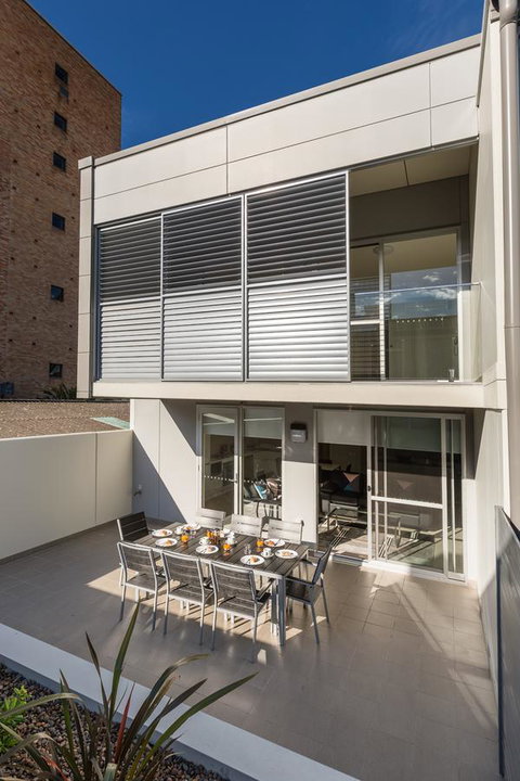 Hamilton Executive Apartments - Holiday Find 2