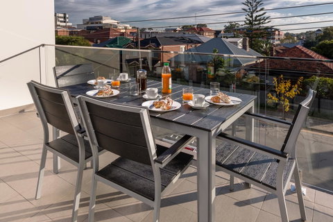 Hamilton Executive Apartments - Holiday Find 1