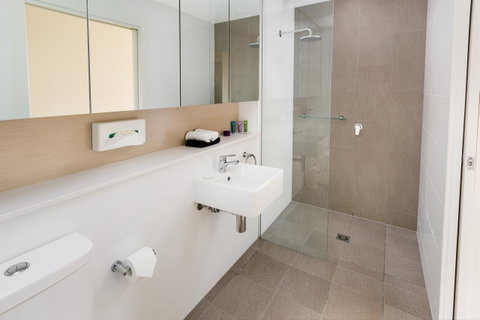 Hamilton Executive Apartments - Holiday Find 38