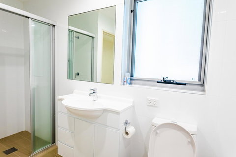 Near Train Station, New 2 BR Apt/free Parking - Holiday Find 30