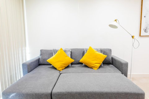 Near Train Station, New 2 BR Apt/free Parking - Holiday Find 18