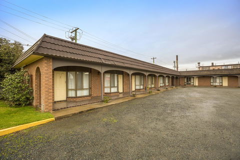 Boomerang Hotel - Holiday Find 24