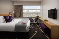 Book Campbelltown Accommodation Vacations Holiday Find Holiday Find