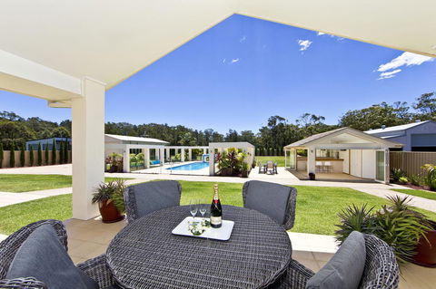 One Mile Mansion - Private Coastal Retreat FREE FAMILY ADVENTURE PASS - Holiday Find 1