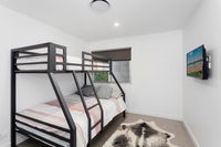 Book Wamberal Accommodation Vacations Holiday Find Holiday Find