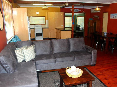 Pinny Paradise - Holiday Find 6