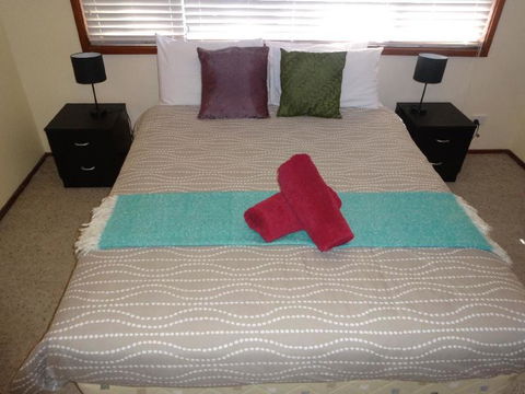 Pinny Paradise - Holiday Find 3