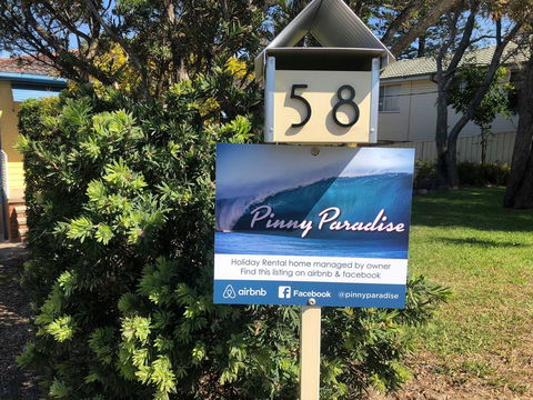 Pinny Paradise - Holiday Find 1