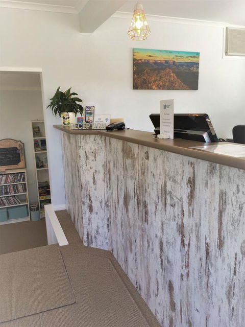 Sky Rider Motor Inn - Holiday Find 5