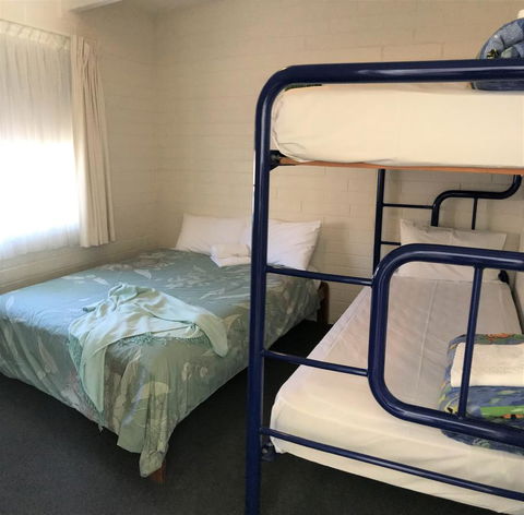 Kon Tiki Apartments - Holiday Find 23