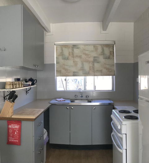 Kon Tiki Apartments - Holiday Find 25