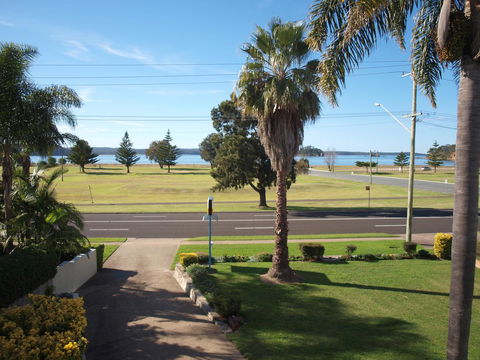 Kon Tiki Apartments - Holiday Find 4
