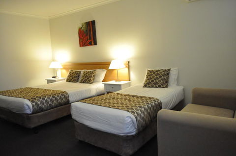 Albury Burvale Motor Inn - Holiday Find 17