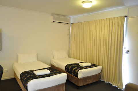 Albury Burvale Motor Inn - Holiday Find 33