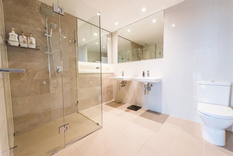 180Â° Water View Three Bedroom (wooden Furniture) - Holiday Find 16