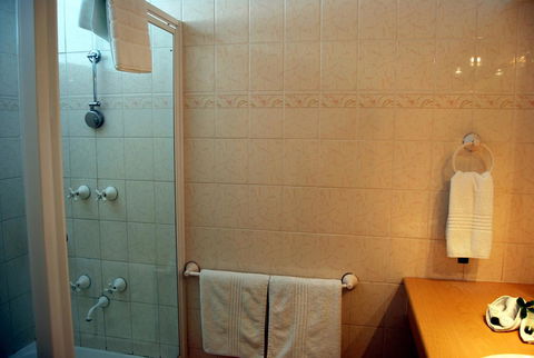 Stay At Alice Springs Hotel - Holiday Find 26