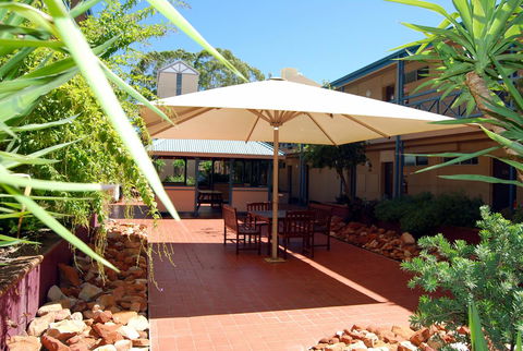 Stay At Alice Springs Hotel - Holiday Find 8