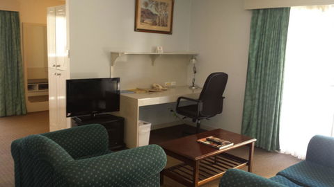 Stay At Alice Springs Hotel - Holiday Find 16