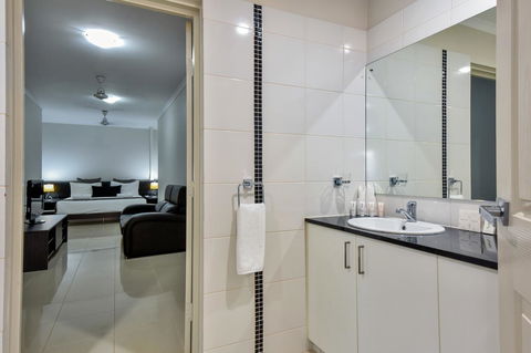 Argus Apartments Darwin - Holiday Find 33