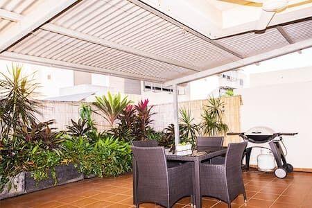 Central Studio, Darwin CBD Northern Territory - Holiday Find 10