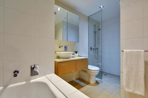 Astra Apartments Darwin - Holiday Find 5