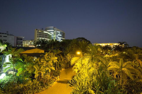 Palms City Resort - Holiday Find 42